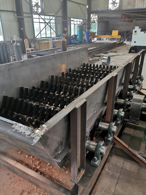 Alimentador de cajas para máquina de fabricación de ladrillos de arcilla XGD1200