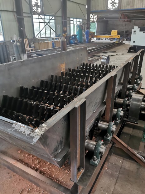 Alimentador de cajas para máquina de fabricación de ladrillos de arcilla XGD1200
